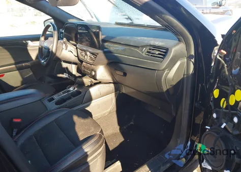 2024 Ford Escape St-Line z USA, uszkodzony, nr VIN 1FMCU9MN3RUB35549